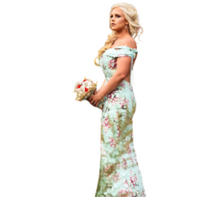Load image into Gallery viewer, Custom-made Wedding Dress
